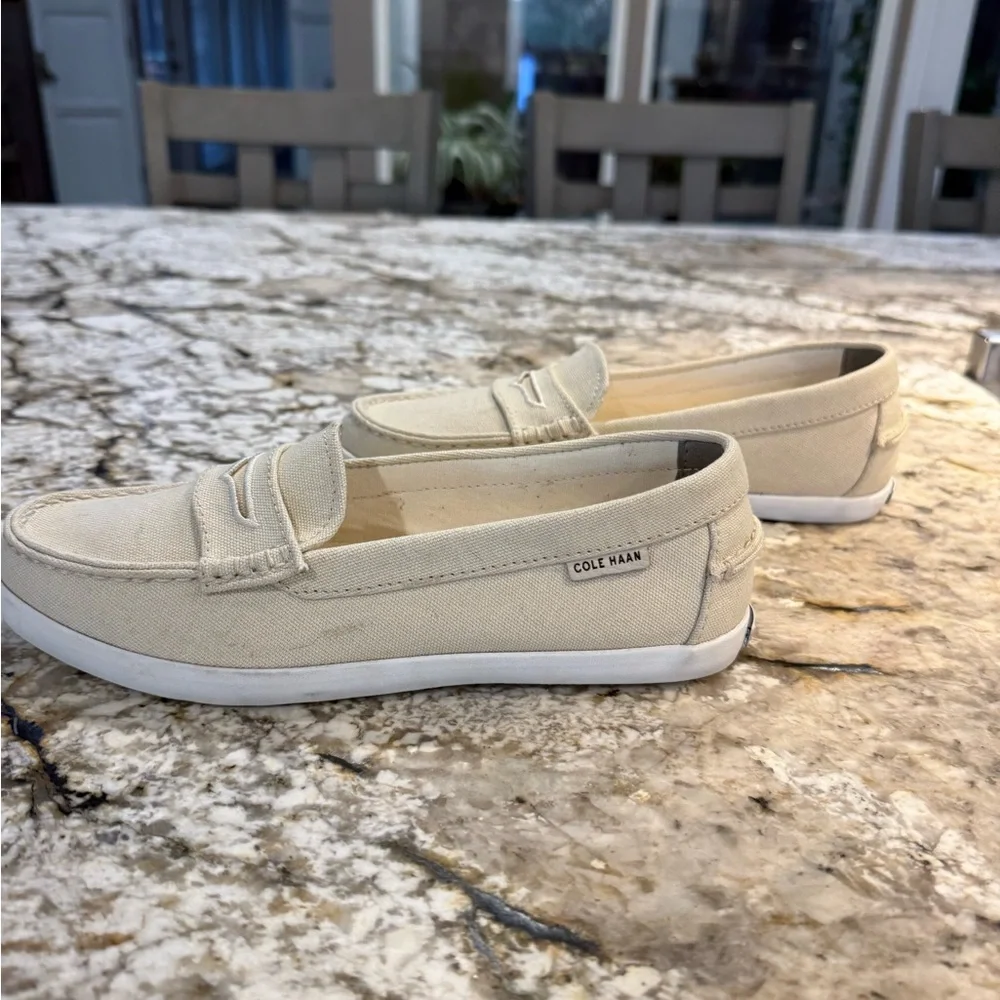 Women’s Cole Haan Pinch Maine Classic Canvas Weekender Loafer Size 7.5